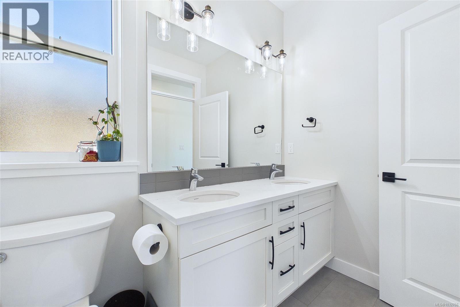 920 Craig Rd - 28