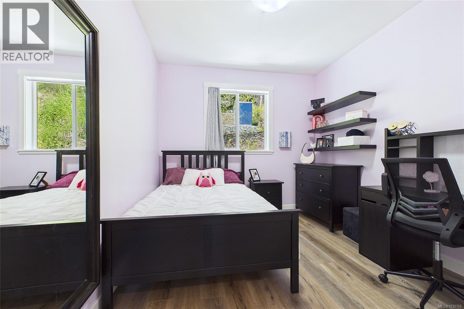 920 Craig Rd - 32