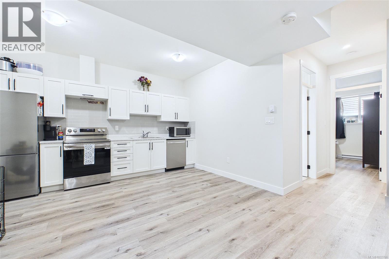 920 Craig Rd - 42