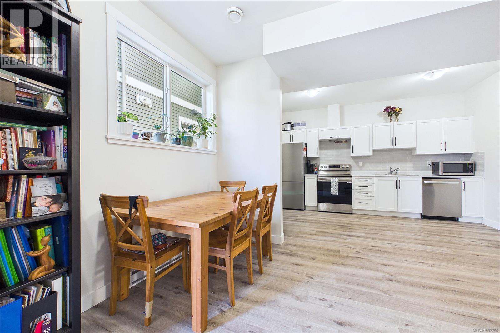920 Craig Rd - 46