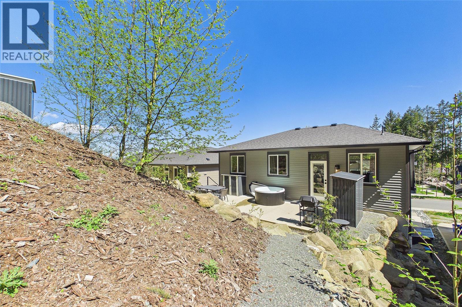920 Craig Rd - 58