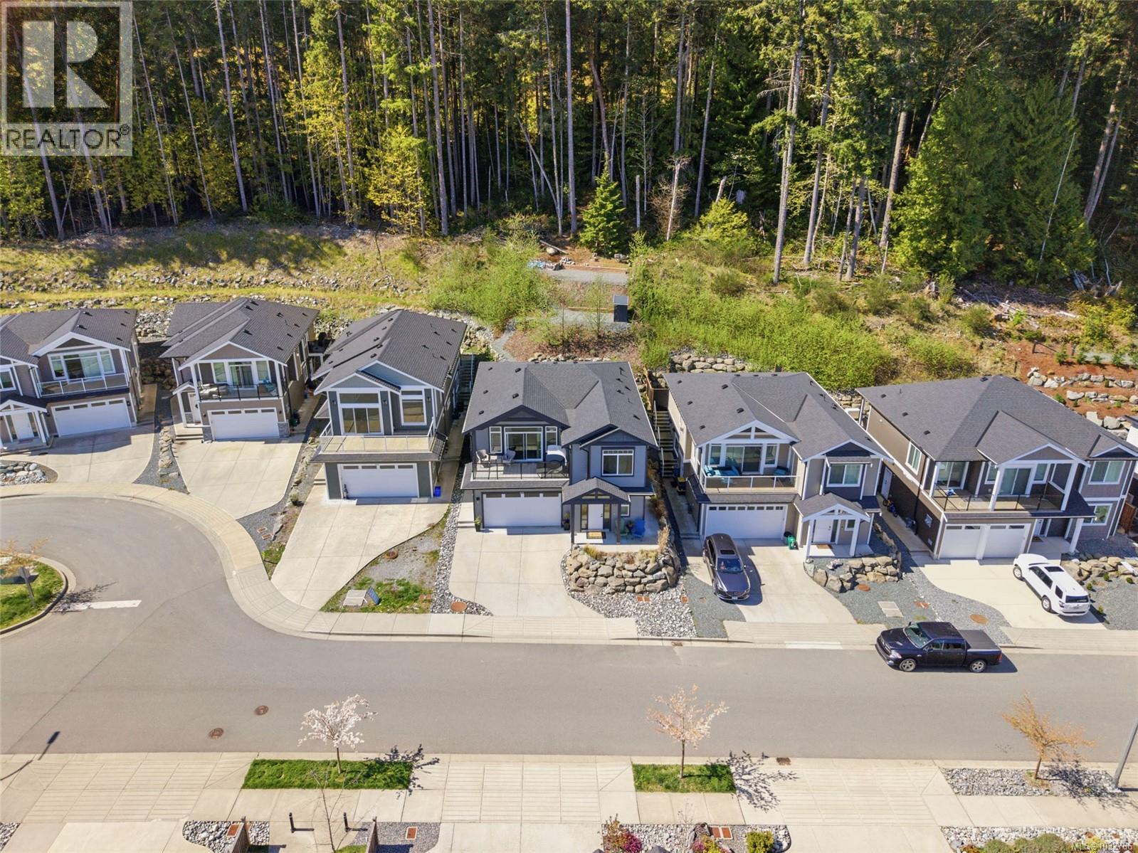 920 Craig Rd - 66