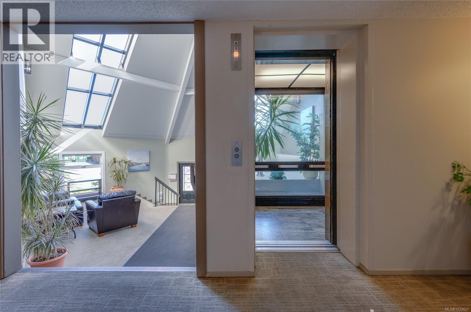 #112 3270 Ross Rd - 28