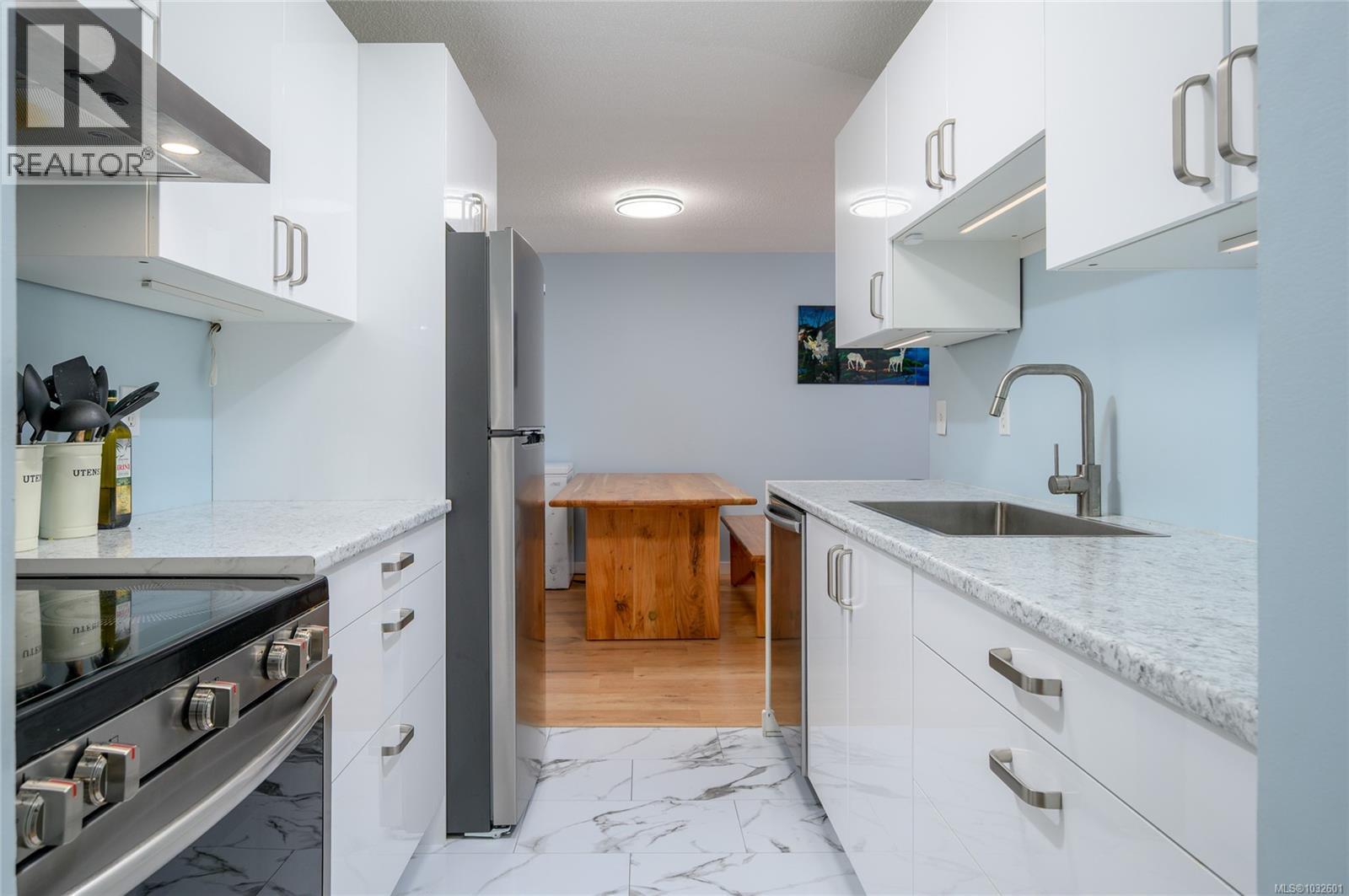 #112 3270 Ross Rd - 4