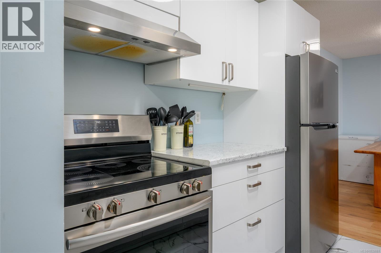 #112 3270 Ross Rd - 5