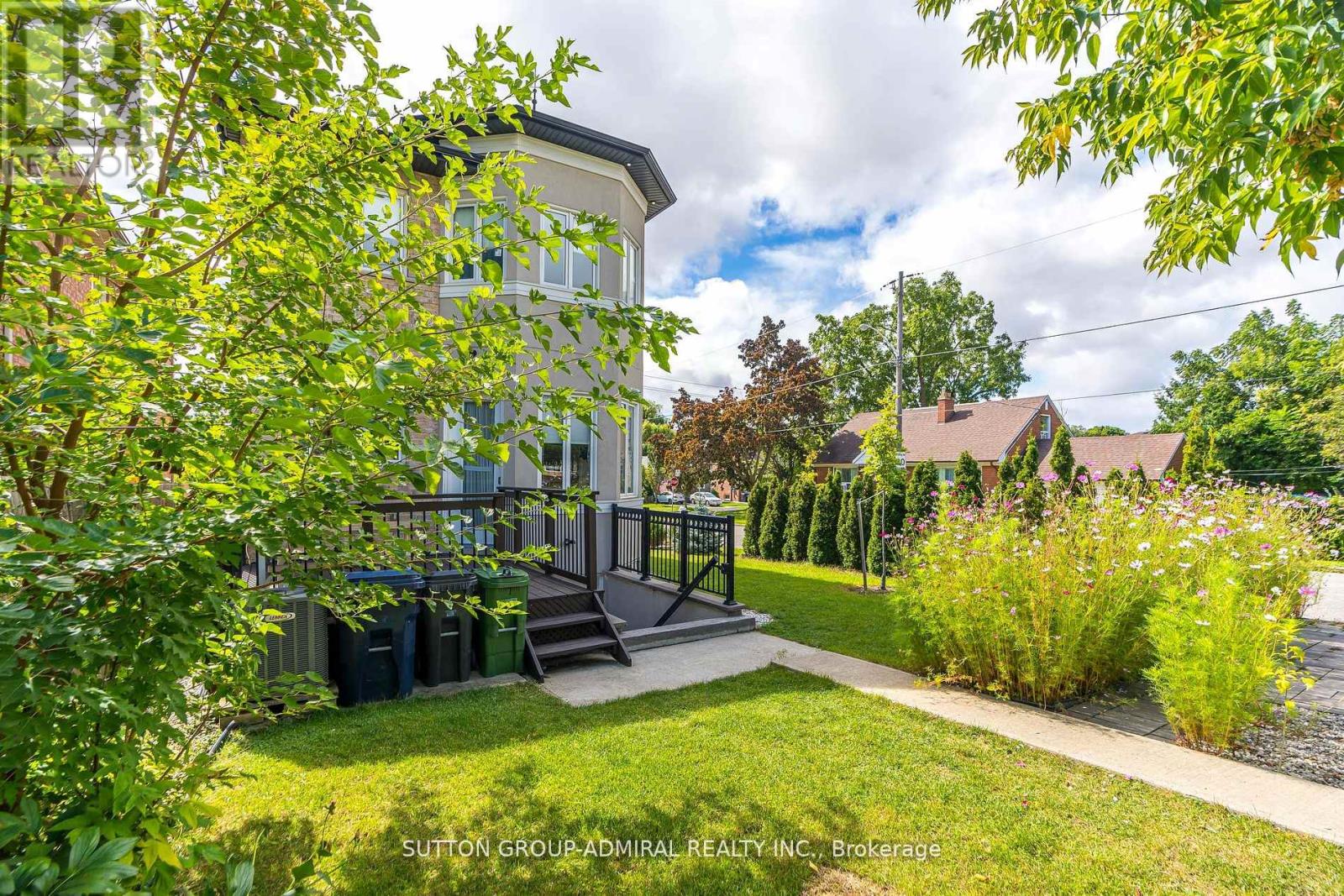 24 RANEE AVENUE — photo 38