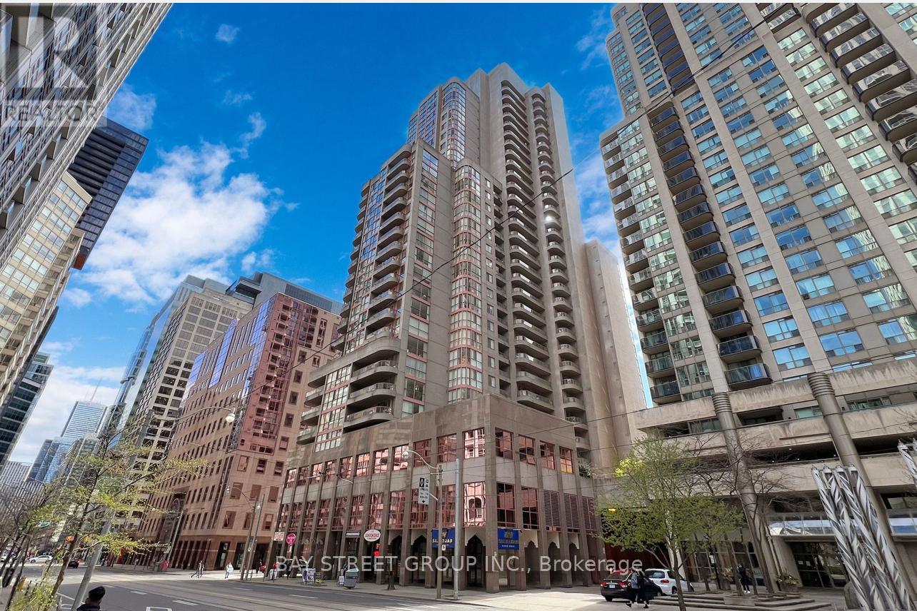 #1910 736 BAY STREET - 1