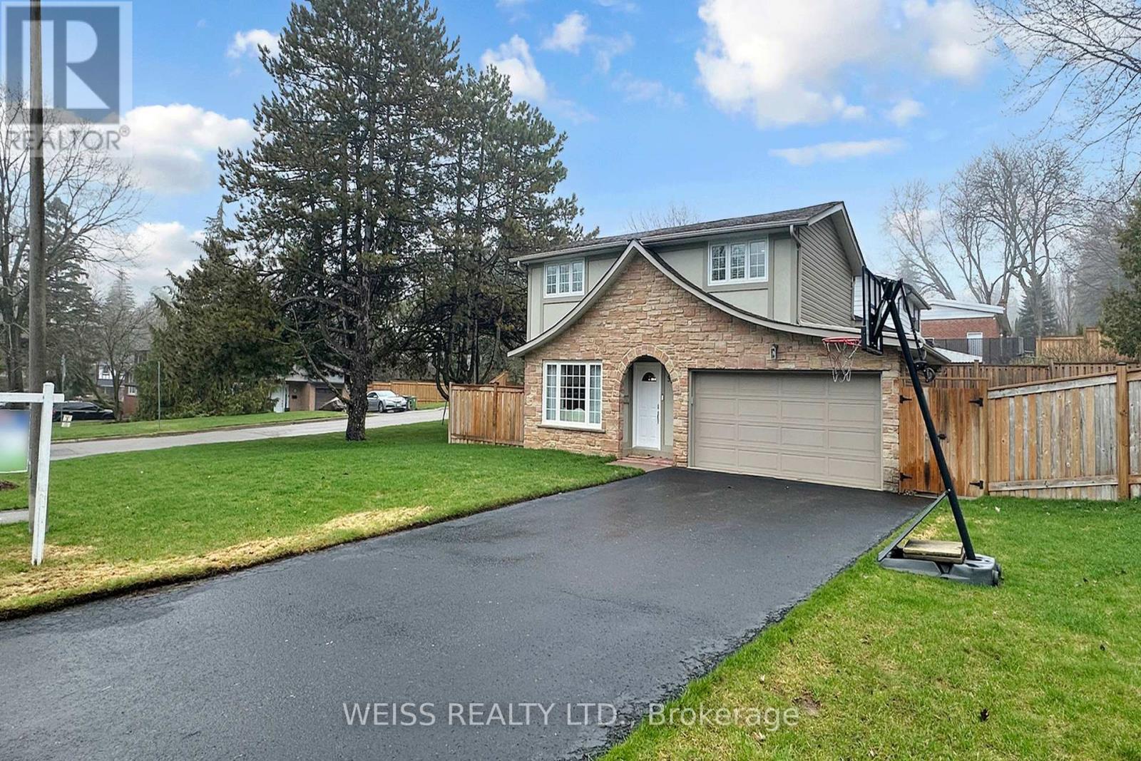 96 TUDOR GLEN CRESCENT - 2