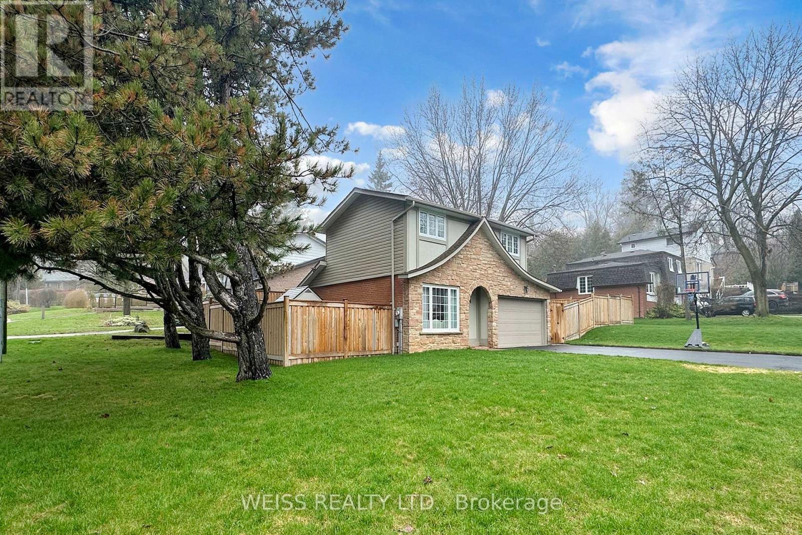 96 TUDOR GLEN CRESCENT - 3