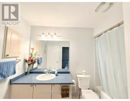 32 - 1100 Begley Street, Pickering, ON L1W4B3 Photo 12