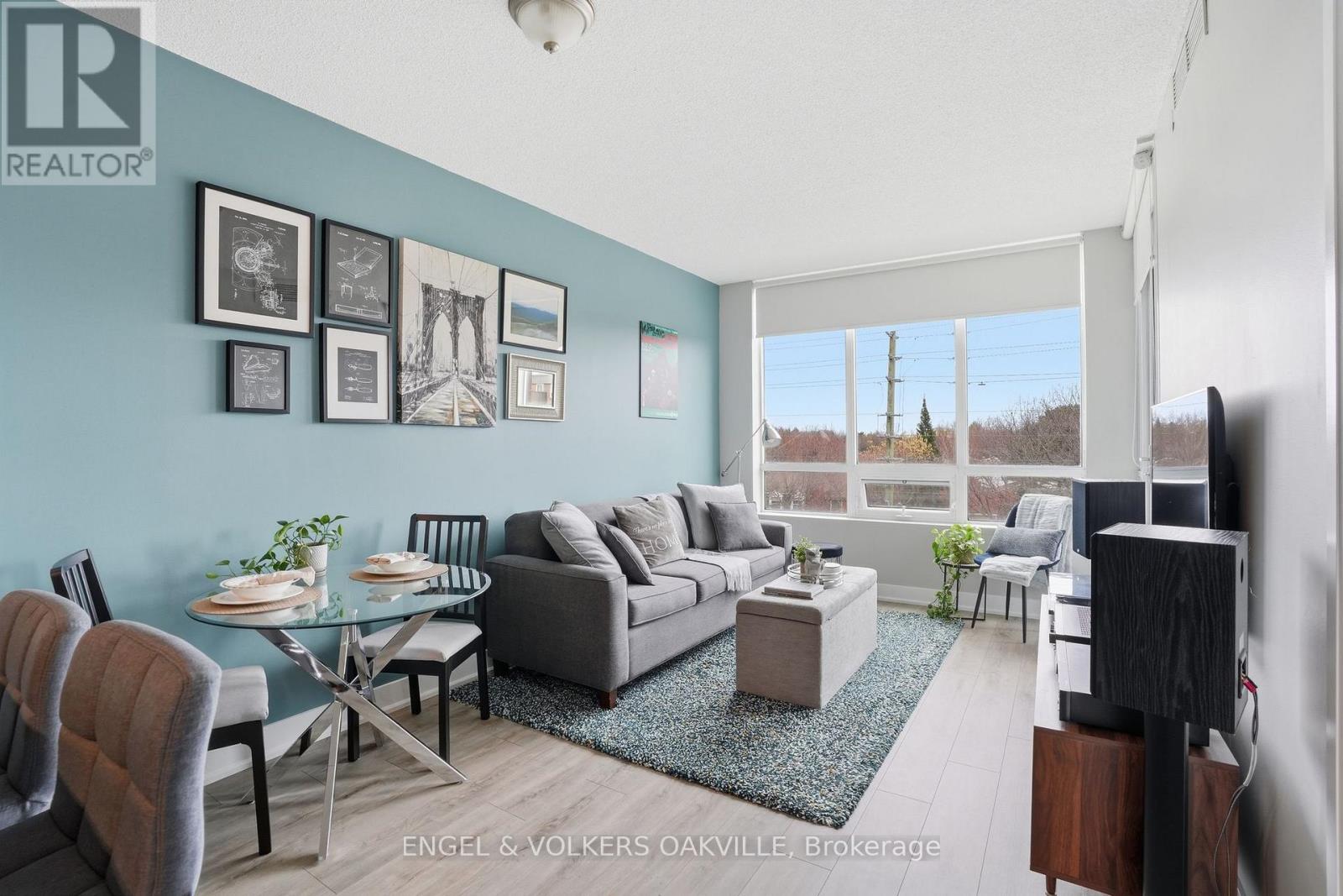 #528 7608 YONGE STREET - 9