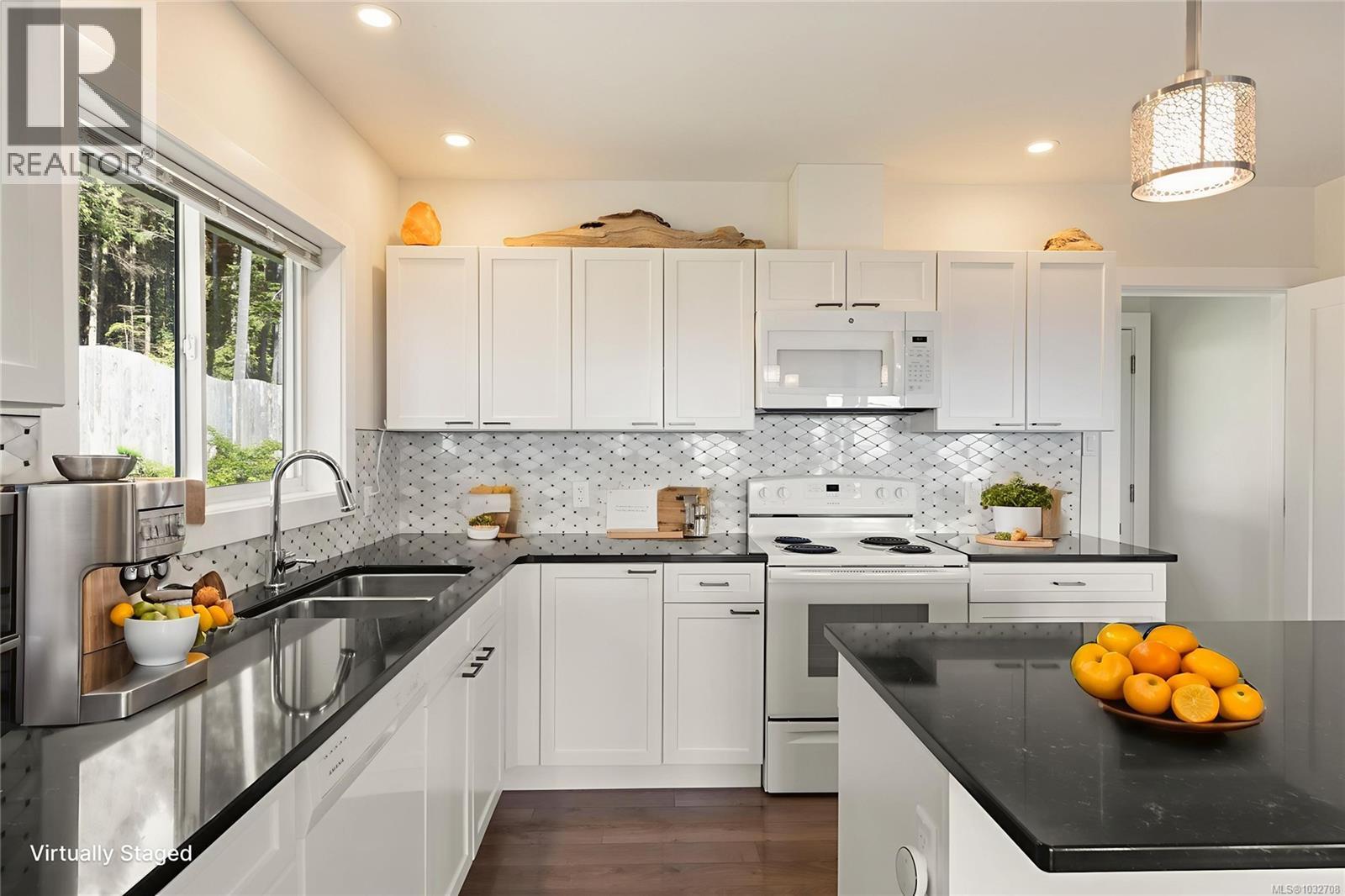 2735 Woodhaven Rd - 9