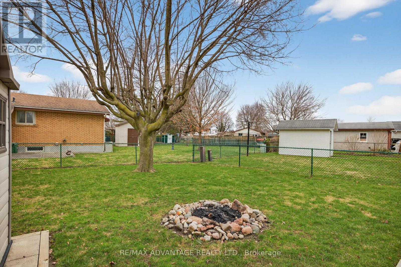 60 WEXFORD AVENUE - 41