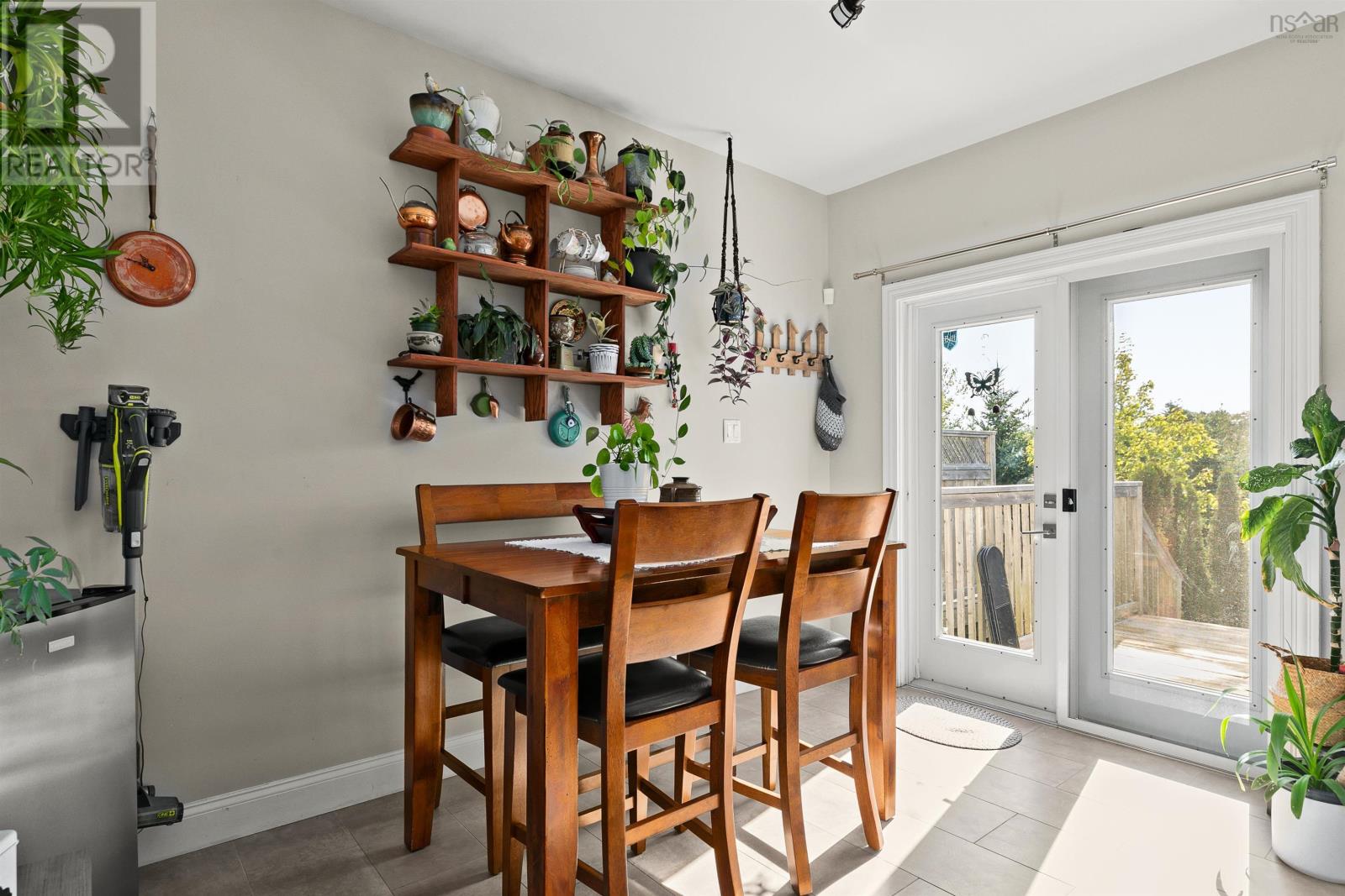 146 Maple Grove Avenue - 18