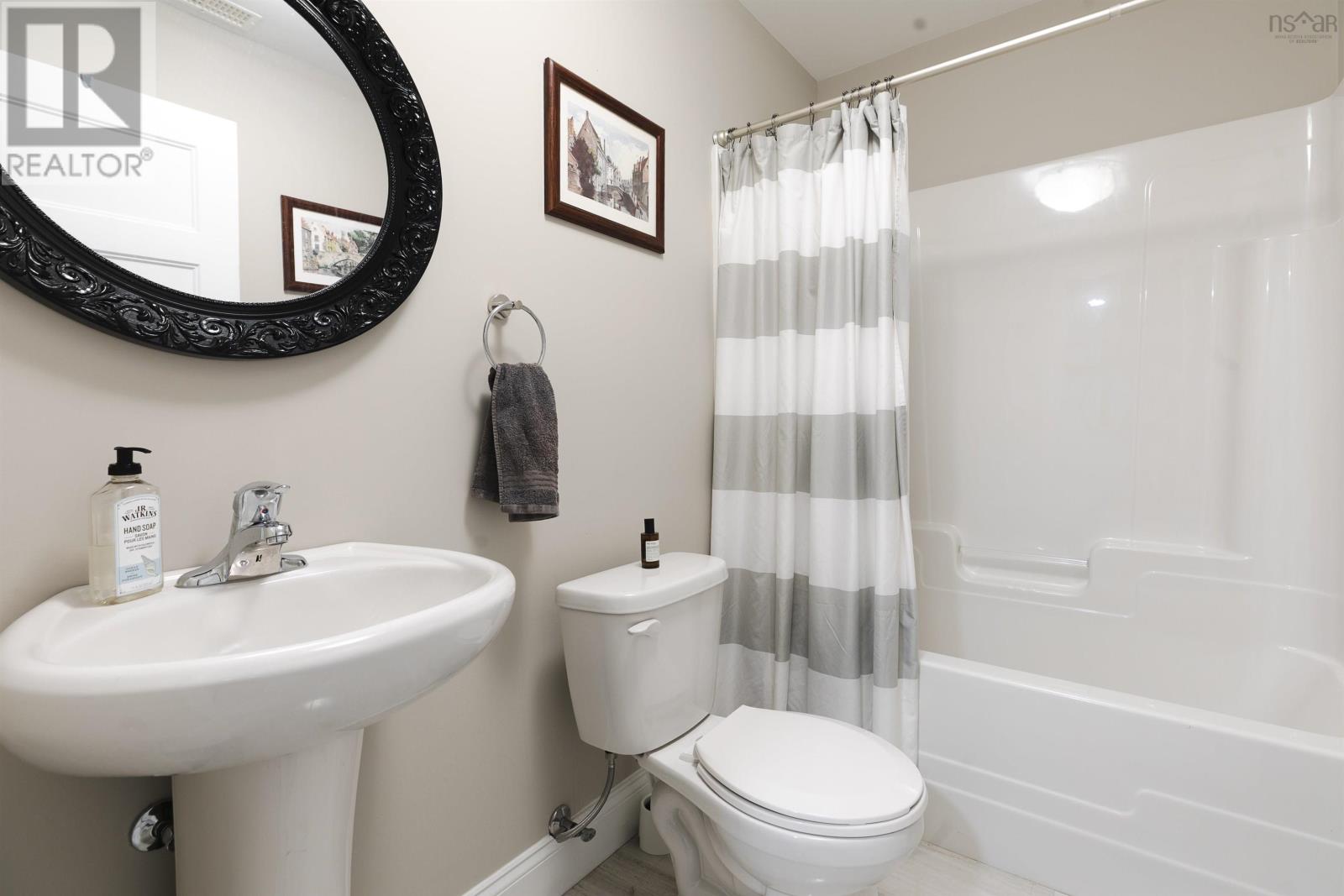 Property 33 of 48 of 146 Maple Grove Avenue