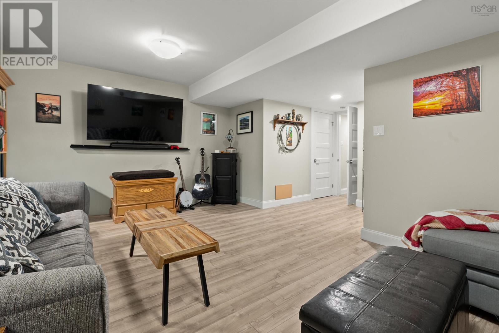 Property 32 of 48 of 146 Maple Grove Avenue