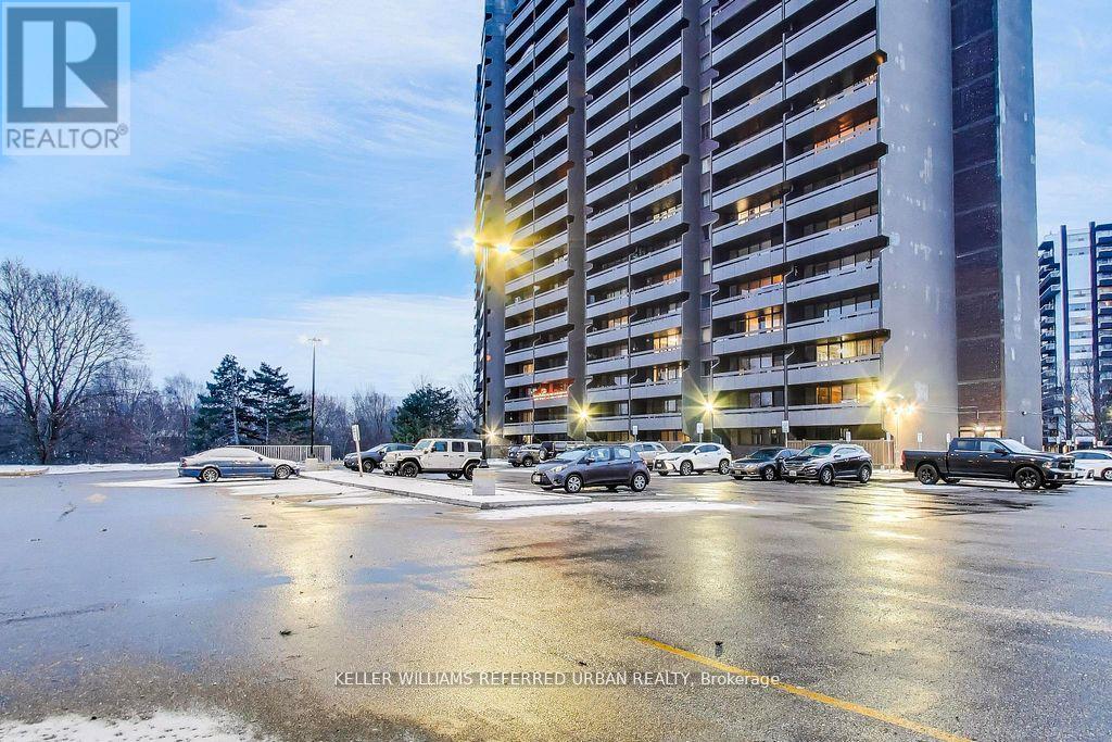 #1215 11 WINCOTT DRIVE - 17