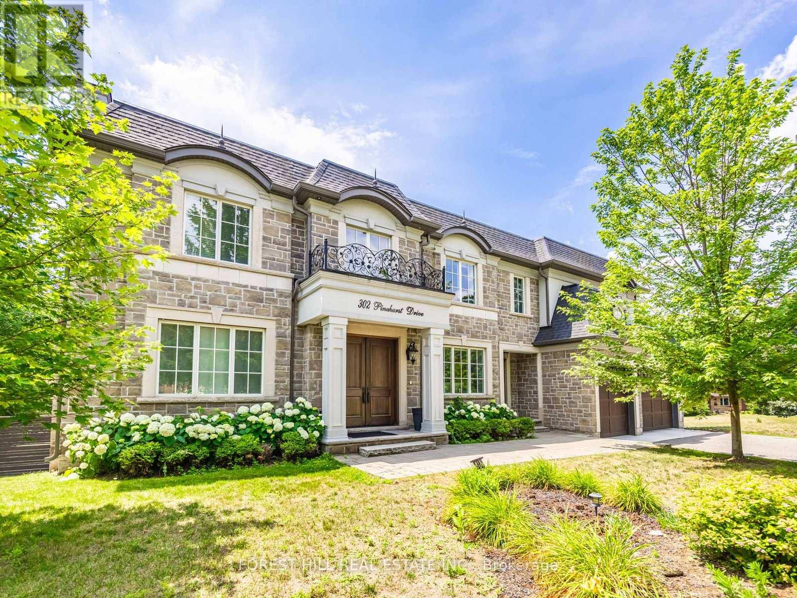 302 PINEHURST DRIVE W - 1
