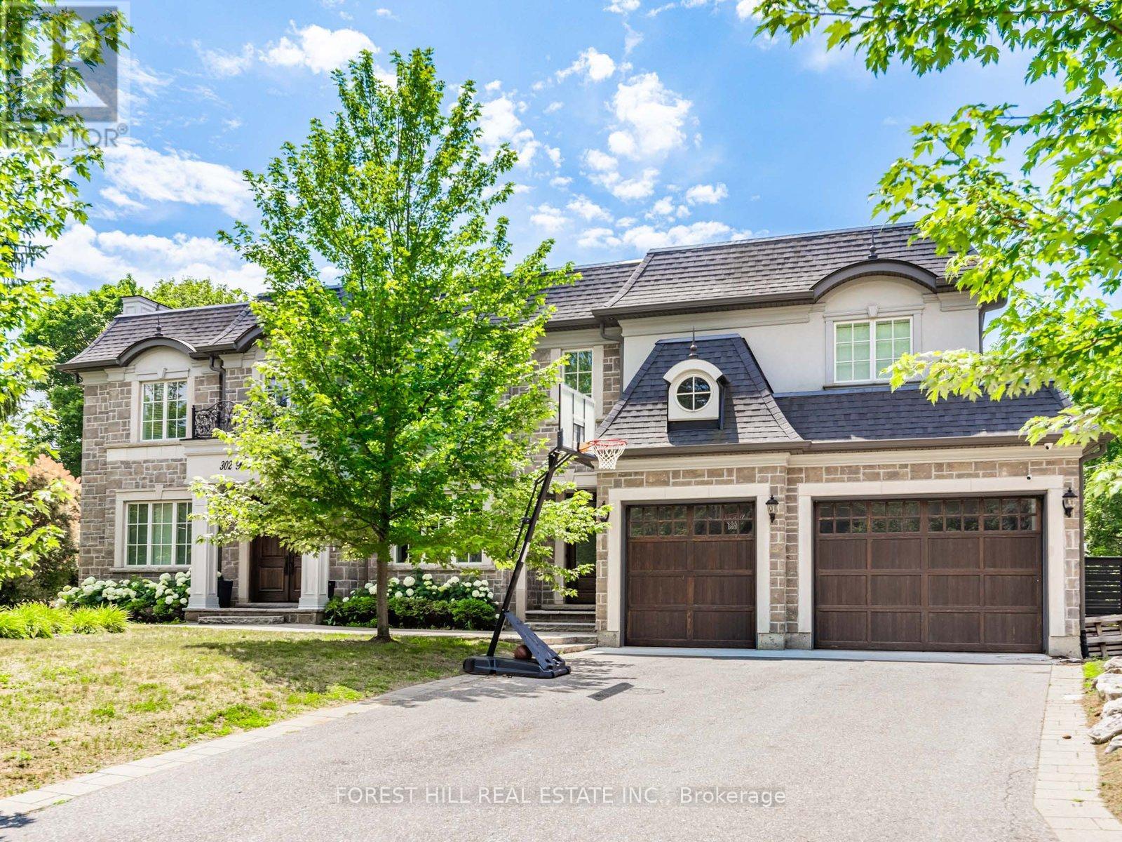 302 PINEHURST DRIVE W - 2
