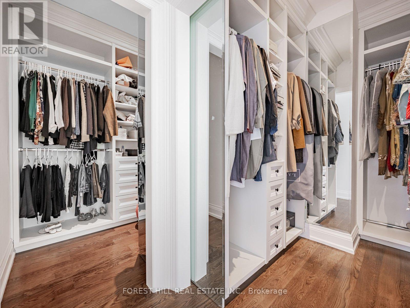 302 PINEHURST DRIVE W - 22