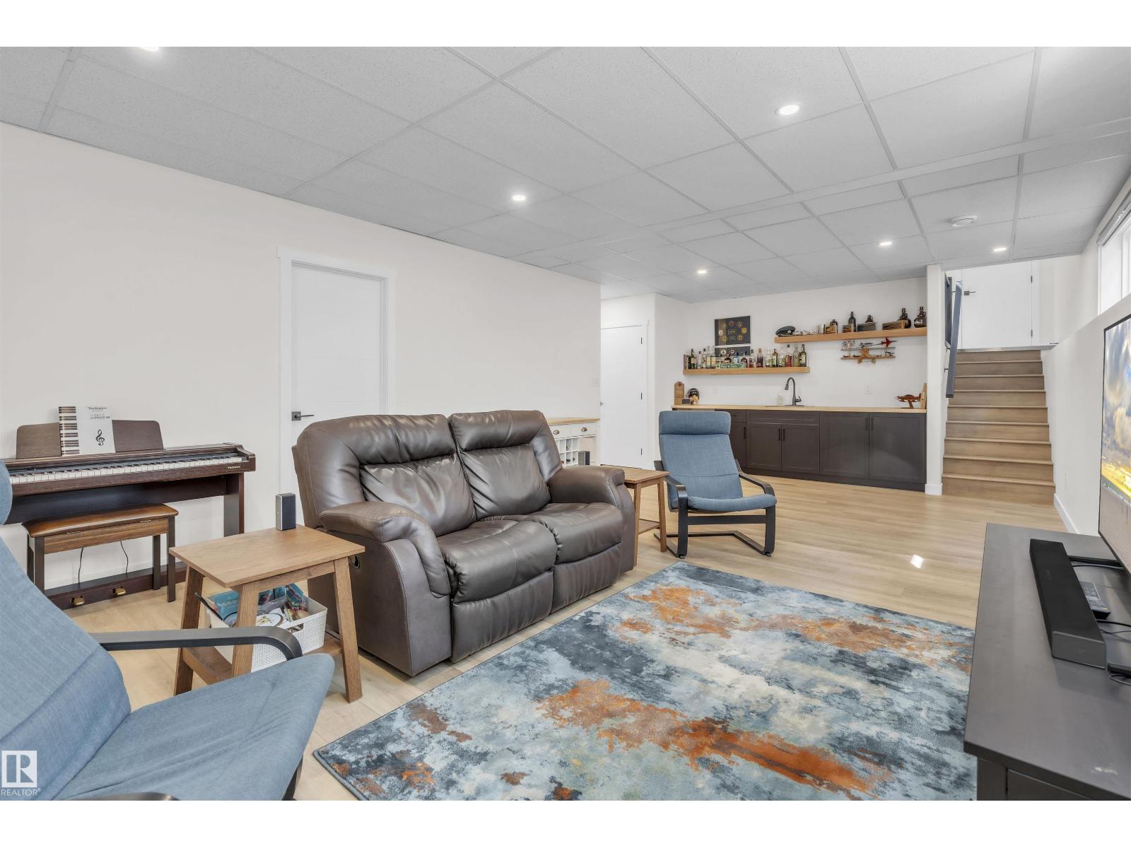 304 FUNDY WY - 31