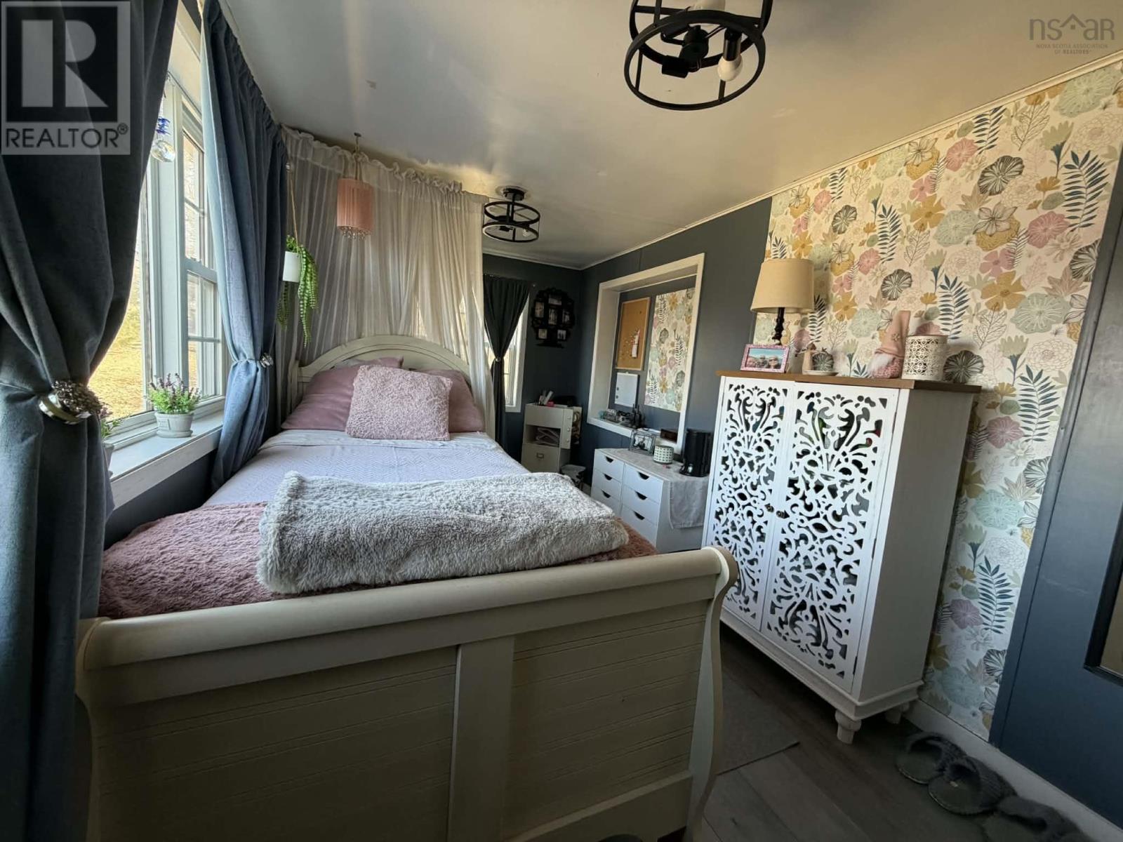 Property 15 of 47 of 126 Pembroke Road