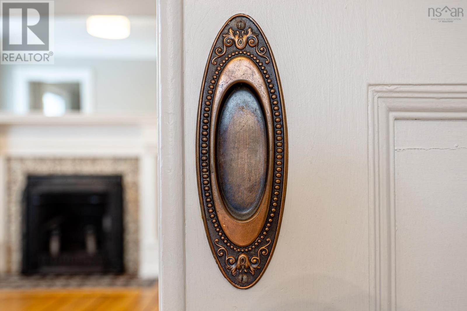 Property 24 of 44 of 6045/6047 Williams Street