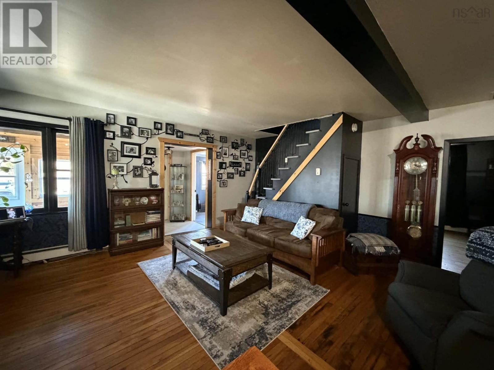 Property 9 of 47 of 126 Pembroke Road