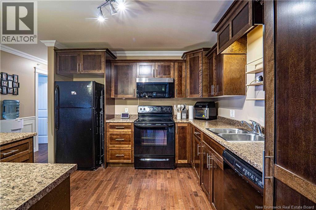 #439 155 Lian Street - 8