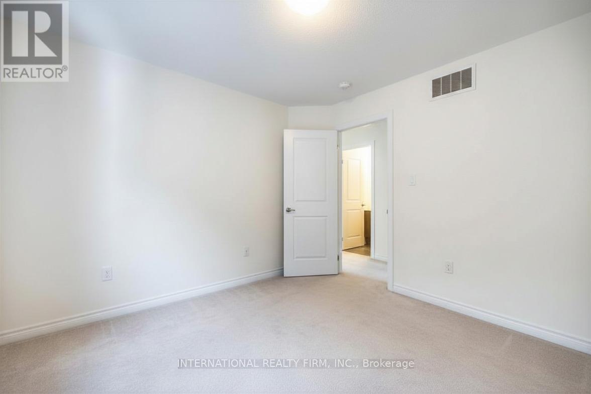31 CONNOLLY ROAD - 24