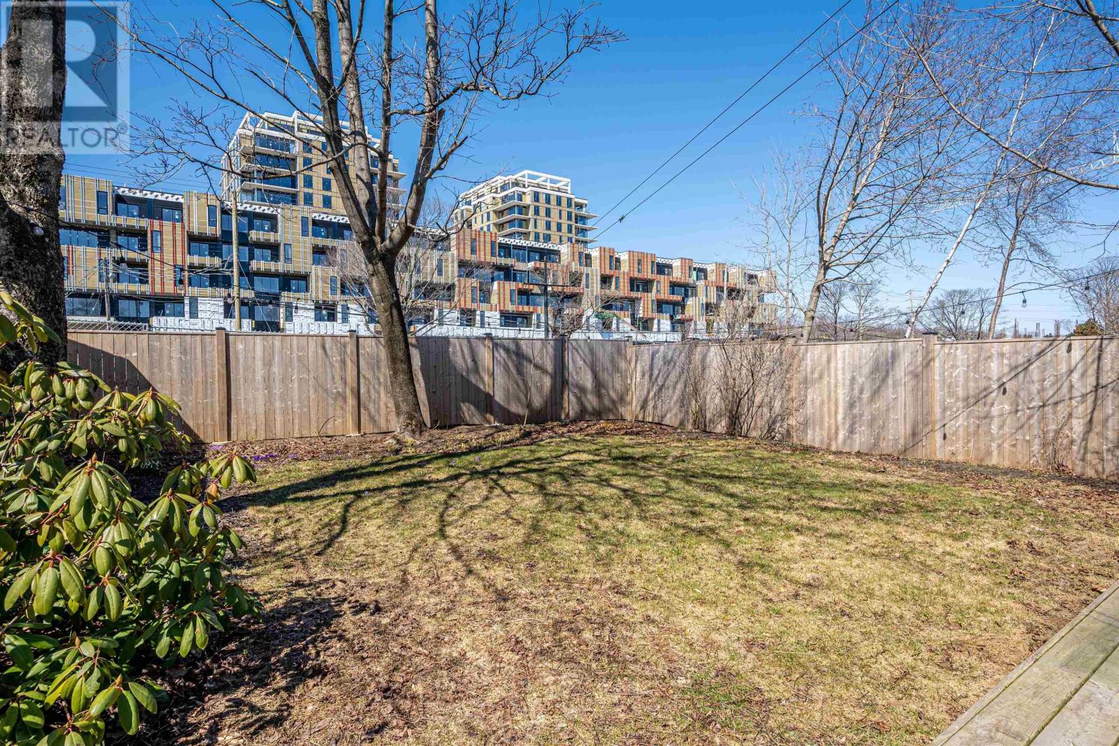 Property 27 of 30 of 3470 Rowe Avenue