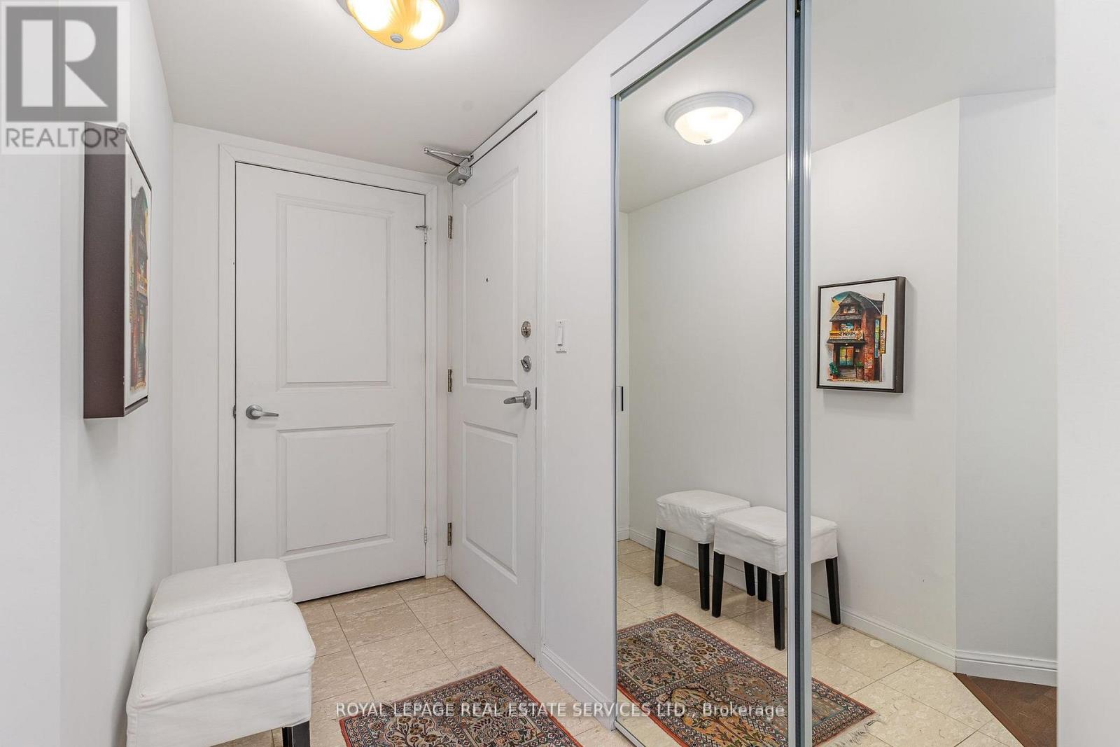 Foyer With Double Closets (2)