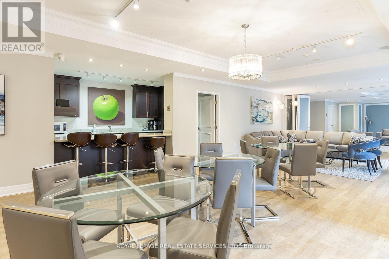 Party Room & Kitchen Servery