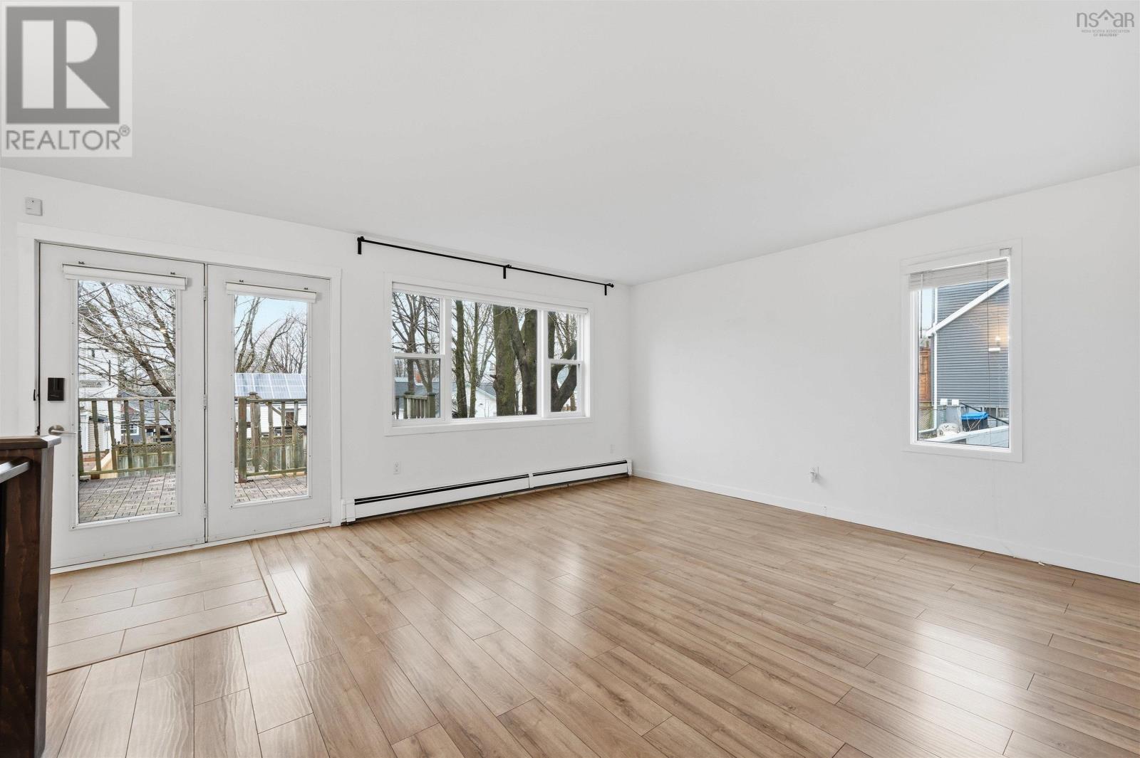 Property 17 of 49 of 6481 Liverpool Street