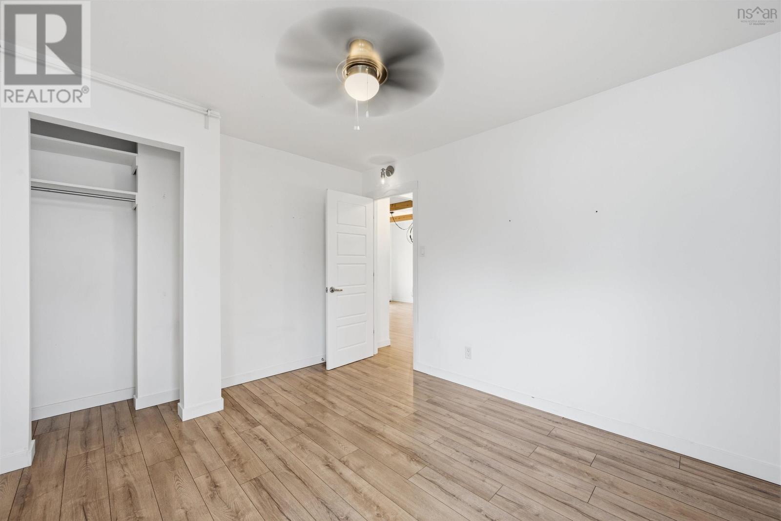 Property 16 of 49 of 6481 Liverpool Street