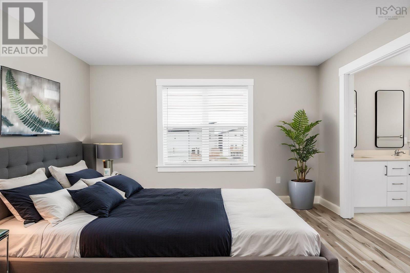 Property 17 of 40 of 46 Grosse Street