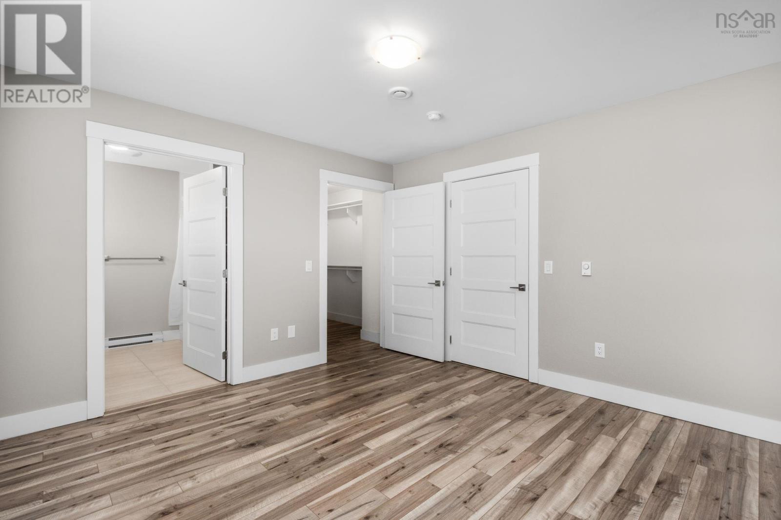 Property 20 of 40 of 46 Grosse Street