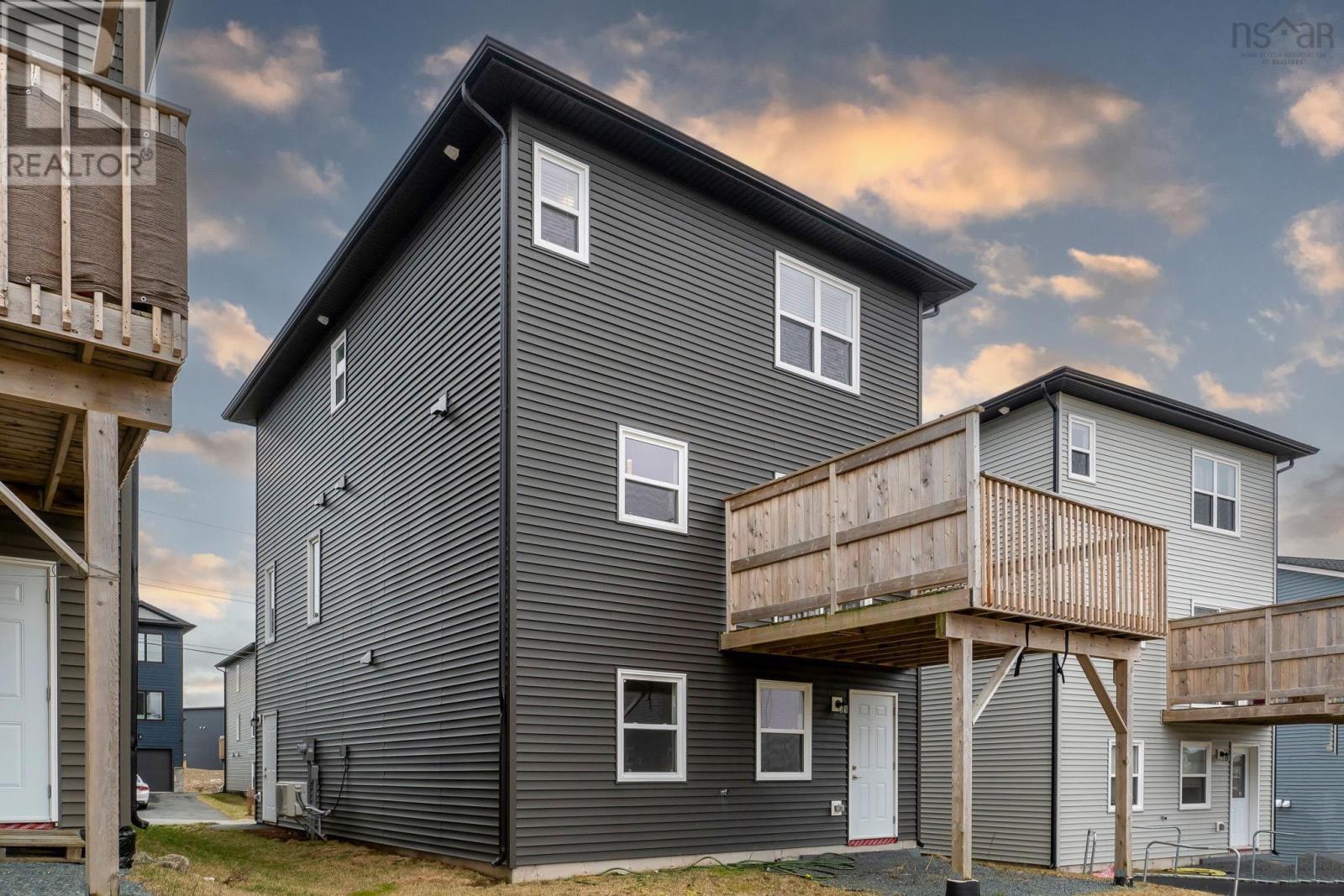 Property 34 of 40 of 46 Grosse Street