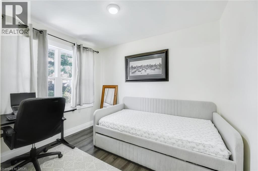 18 TWEEDSMUIR Avenue, London, Ontario, N5W1K5 — Photo 12