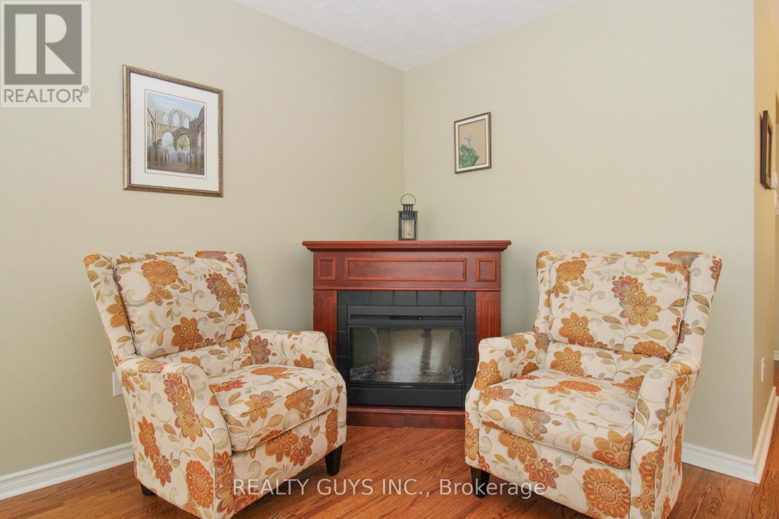 615 SAUGEEN CRESCENT - 11