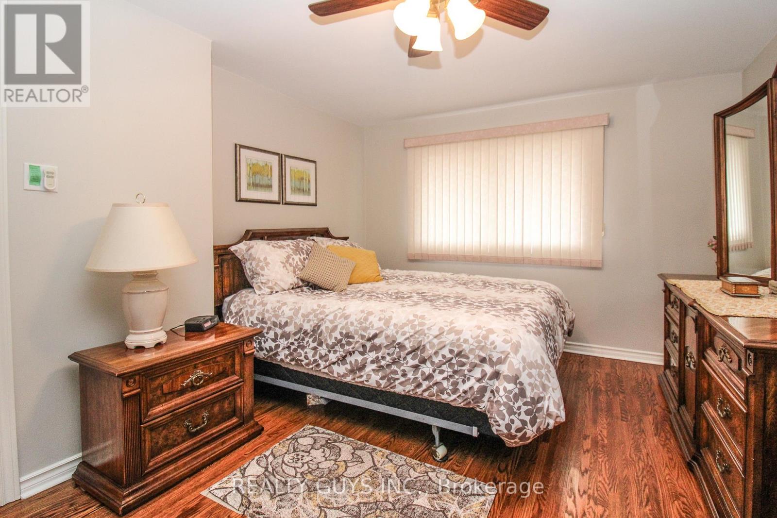 615 SAUGEEN CRESCENT - 24