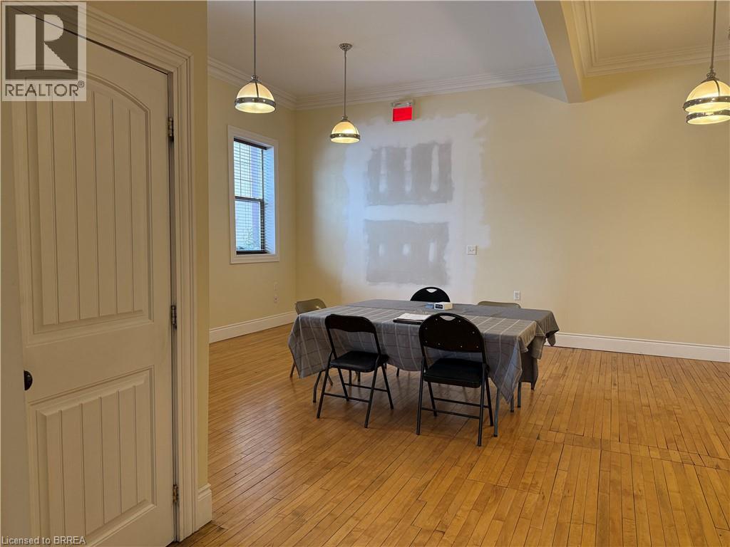 137 NELSON Street Unit# 101, Brantford, Ontario, N3S4B5 — Photo 8