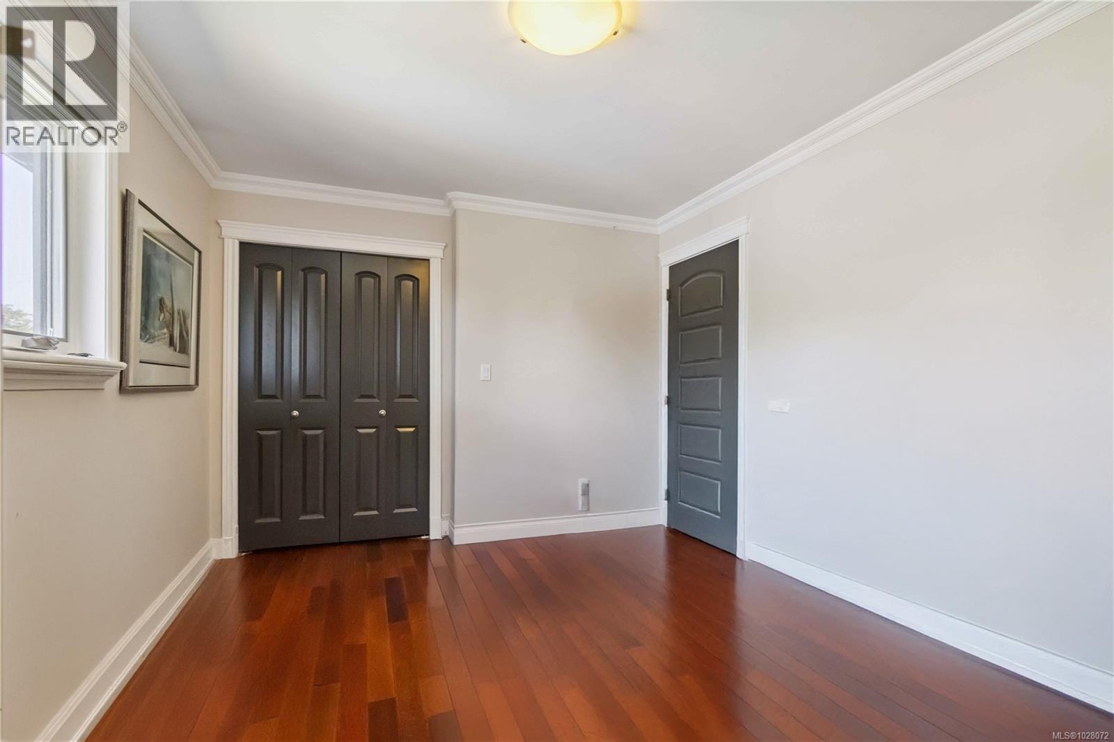 1702 De Sousa Pl, Saanich