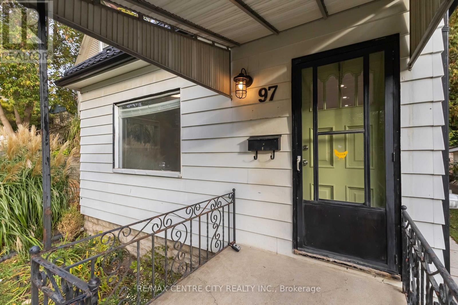 97 WALNUT STREET - 8