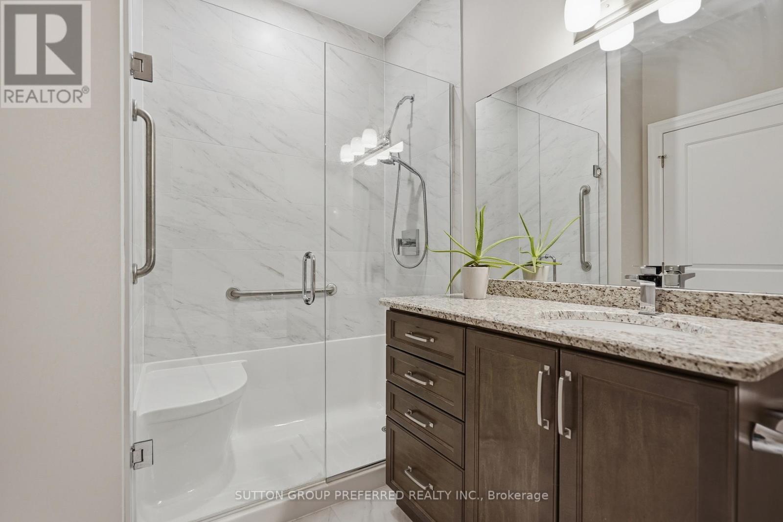 401 - 1200 COMMISSIONERS ROAD W — photo 27