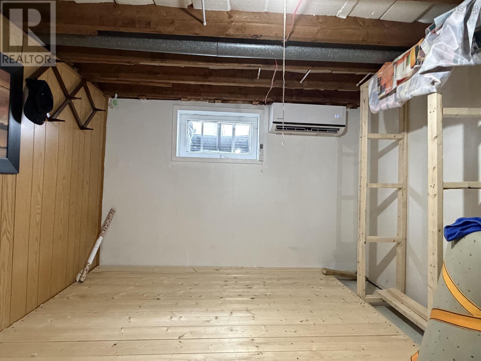 Property 12 of 29 of 1934 Kings Road