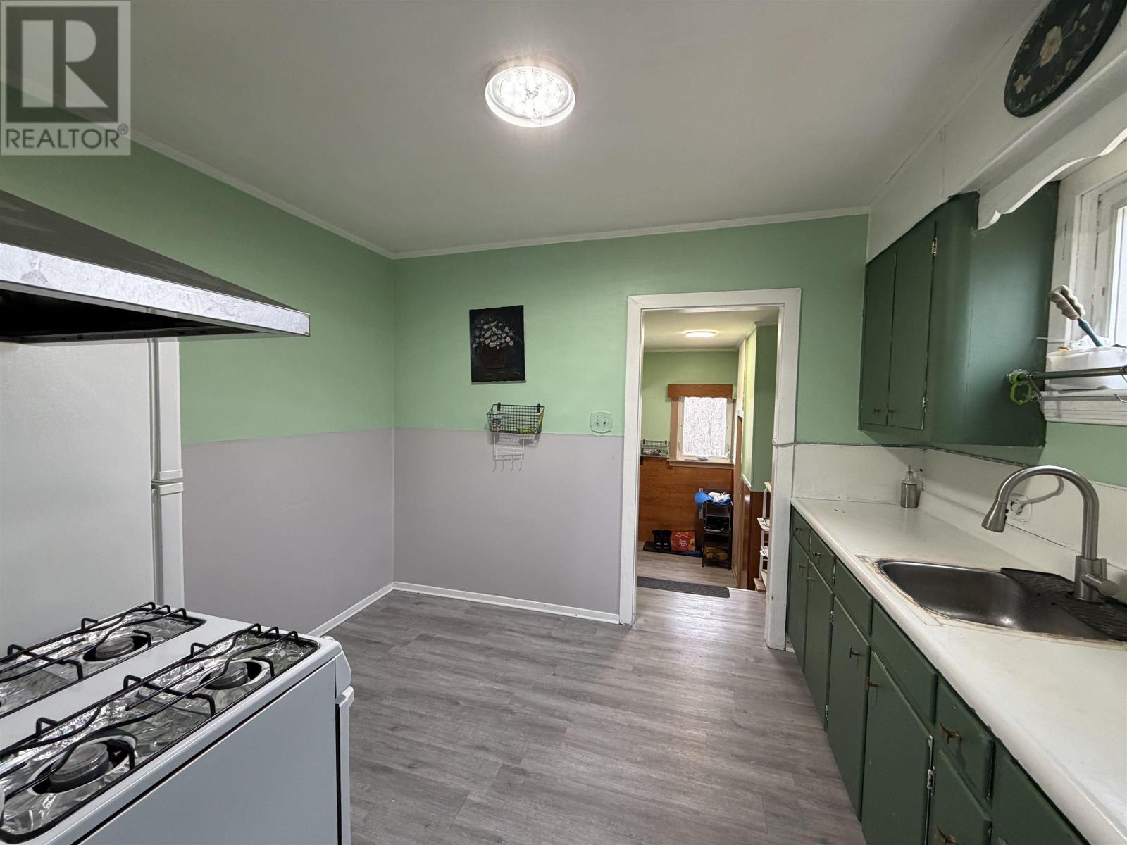 Property 6 of 29 of 1934 Kings Road