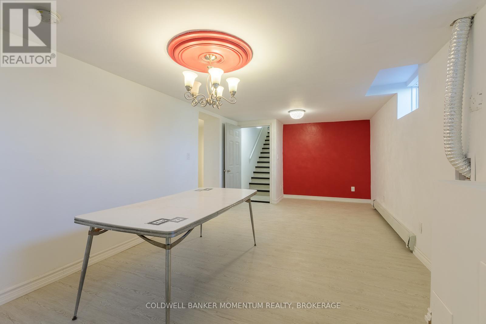 2 FOLEY CRESCENT — photo 22