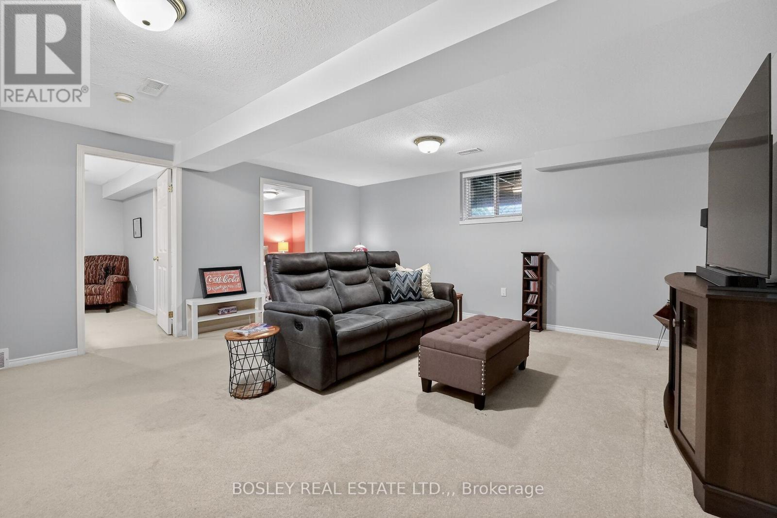 #34 121 GLEN MORRIS DRIVE - 20