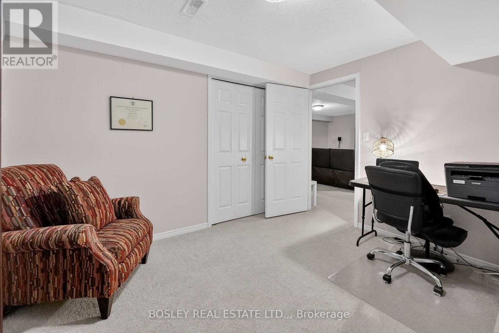 #34 121 GLEN MORRIS DRIVE - 23